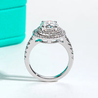 Oval Cut Moissanite Rings