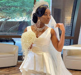 Wedding Flower Bridal Bouquet Full Pearls Ivory&white Bouquet 100% Handmade Waterfull Bride Bouquet