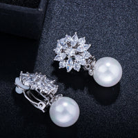 Designer Crystal Flower Pearl No Hole Earrings for Women Fashion Jewelry Ear Clip On Non Pierced Earring