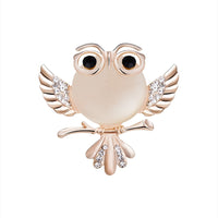 Elegant Crystal Rhinestone Butterfly Peacock Cat Owl Opal Stone Animal Brooches Pin for Women Suit Brooch Clothing Buckle