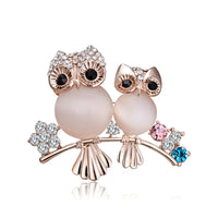 Elegant Crystal Rhinestone Butterfly Peacock Cat Owl Opal Stone Animal Brooches Pin for Women Suit Brooch Clothing Buckle