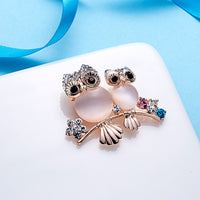 Elegant Crystal Rhinestone Butterfly Peacock Cat Owl Opal Stone Animal Brooches Pin for Women Suit Brooch Clothing Buckle