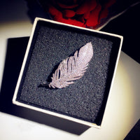 Luxury Brooches For Women Feather Cubic Zirconia Fine Jewelry Romantic Pin Accessories Simple High Quality Boutonniere