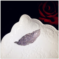 Luxury Brooches For Women Feather Cubic Zirconia Fine Jewelry Romantic Pin Accessories Simple High Quality Boutonniere