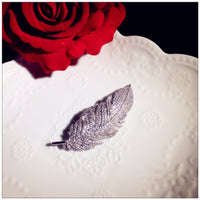Luxury Brooches For Women Feather Cubic Zirconia Fine Jewelry Romantic Pin Accessories Simple High Quality Boutonniere